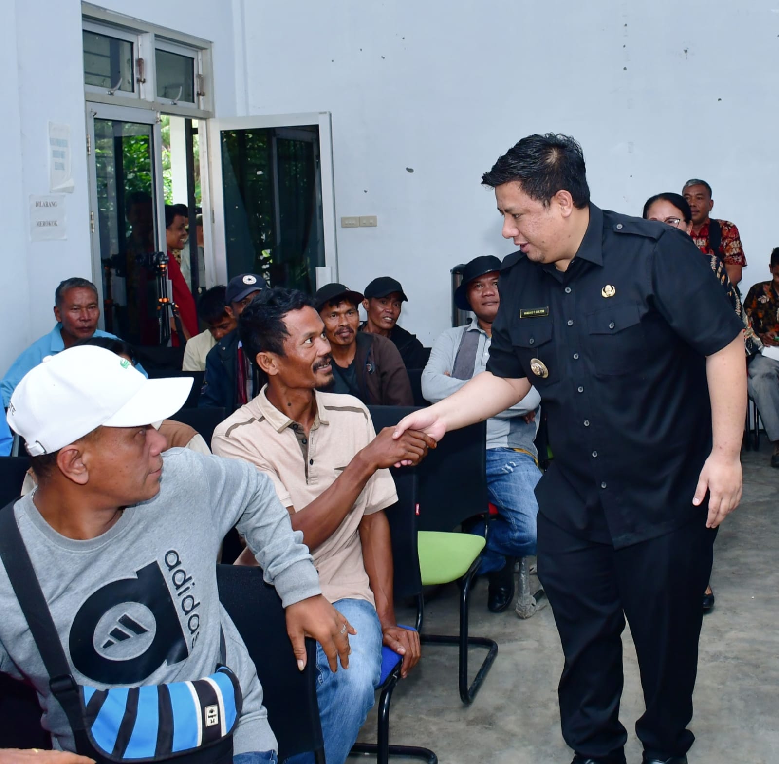 Bupati Samosir Salurkan Bibit Jagung, Jangan Dijual