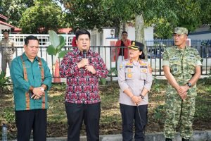 Bupati Samosir Bersama Yayasan Pusuk Buhit Tebar Bibit Ikan dan Tanam Pohon