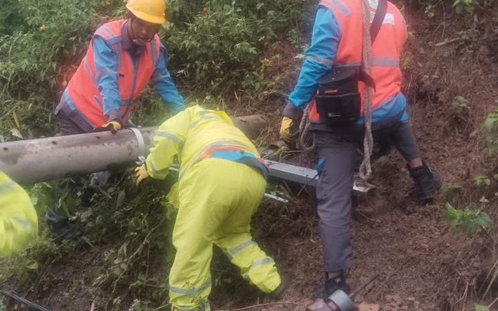 Cuaca Ekstrem Picu Gangguan Listrik, PLN Gerak Cepat Pulihkan Pasokan di Parapat