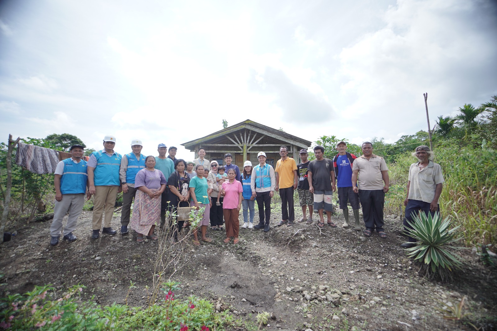 Pemerintah dan PLN Tinjau Langsung Pekerjaan Listrik Desa di Deli Serdang