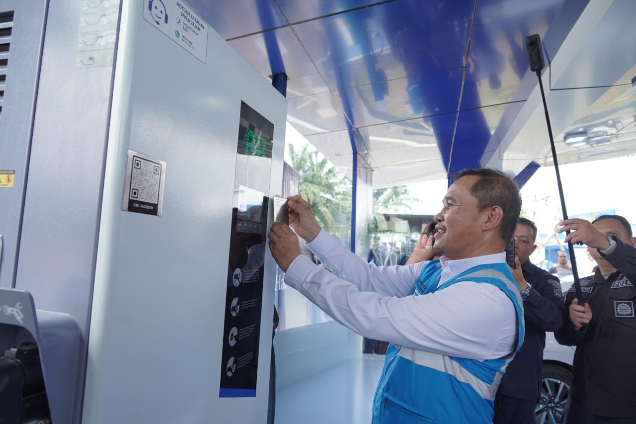 SPKLU PLN Presisi Ultra Fast Charging Pertama di Lingkungan Polda se-Indonesia Resmi Beroperasi