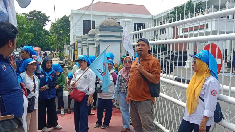 Puluhan Pengunjukrasa Desak Kejari Usut Dugaan Korupsi Disdikbud dan Ramadhan Fair 2026
