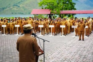 Wabup Samosir, Peringati Hari Lingkungan Hidup, Ajak Masyarakat Kelola Sampah