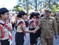 Wabup Samosir, Lepas Kontingen Kwarcab Pramuka ke Jambore Daerah Sumut XI