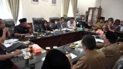 Komisi III DPRD Langkat dan Camat Hinai Dukung Penolakan Pedagang terhadap Rencana Pembangunan KDMP di Pasar Senin