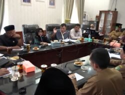 Komisi III DPRD Langkat dan Camat Hinai Dukung Penolakan Pedagang terhadap Rencana Pembangunan KDMP di Pasar Senin
