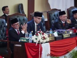 Hadiri Paripurna DPRD, Wali Kota & Wakil Wali Kota Medan Simak Pidato Kenegaraan Presiden Prabowo