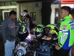 Polres Samosir Sikat 17 Motor Knalpot Brong, Pengendara dari Medan hingga Pematangsiantar Kena Tilang