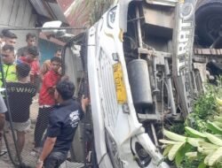 Polres Samosir Gerak Cepat Evakuasi Bus Terjun 8 Meter, 26 Penumpang Luka Ditangani