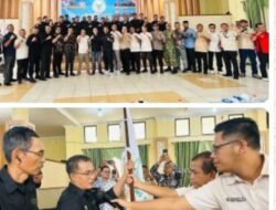 Irfandi Kukuhkan Forwaka Tebing Tinggi,&nbsp;&nbsp;&nbsp;&nbsp;&nbsp;&nbsp;&nbsp;&nbsp; Hendra Syahputra: Pers Harus Akurat, Berimbang dan Terpercaya