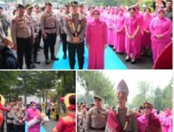 Resmi Pimpin Polda Sumut, Irjen Pol Sonny Irawan Disambut Ulos dan Tarian Tradisional